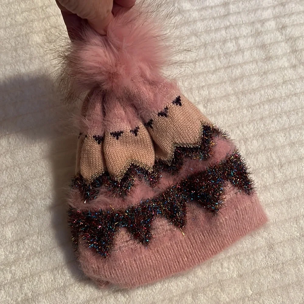 winter beanie hat pink and glittery Sz med 5/7